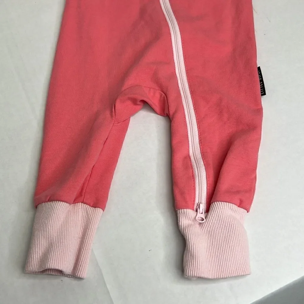 Little Bipsy pink two-way Zip onesie EUC size 3-6 months
